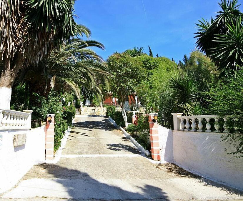 Villa Danai 圣佐治欧斯帕贡 外观 照片